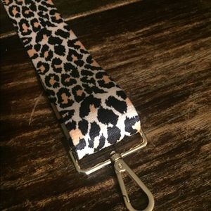 social threads bag strap